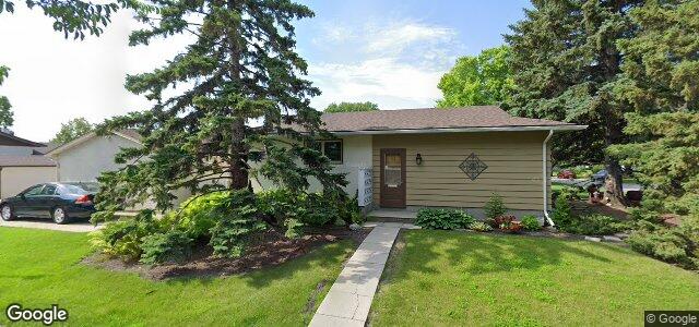 Larawan ng 1050 Prince Rupert Avenue sa Winnipeg, Manitoba