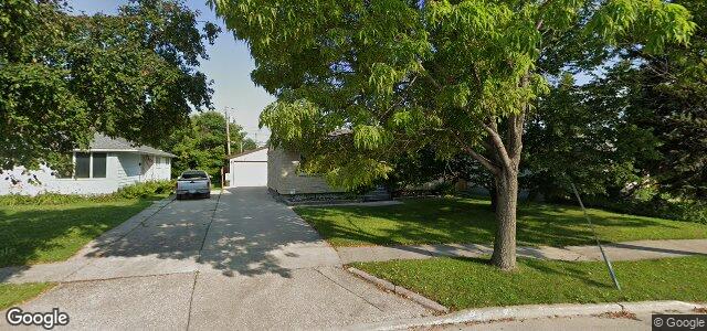 Photo of 468 Robin Hood Crescent in Winnipeg, Manitoba