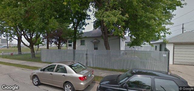 Photo of 503 Gateway Road in Winnipeg, Manitoba