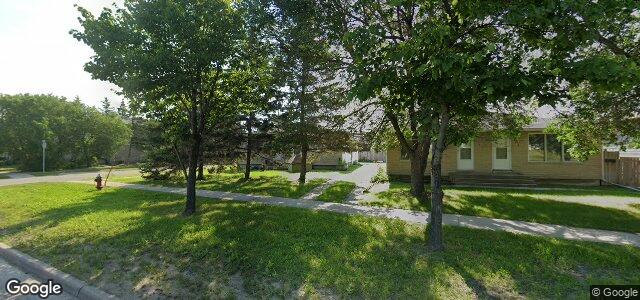 585 Gateway Road（加拿大曼尼托巴省温尼伯市）房屋照片