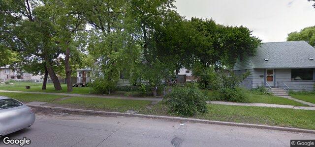 Photo of 631 Munroe Avenue in Winnipeg, Manitoba