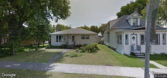 Photo of 744 Prince Rupert Avenue in Winnipeg, Manitoba
