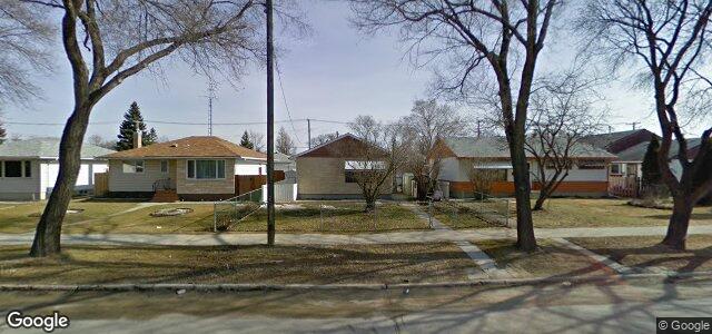 Larawan ng 921 Munroe Avenue sa Winnipeg, Manitoba