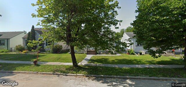 Photo of 328 Kimberly Avenue in Winnipeg, Manitoba