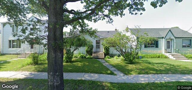 Photo of 340 Kimberly Avenue in Winnipeg, Manitoba