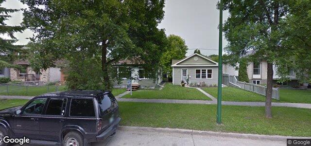 Photo of 371 Melbourne Avenue in Winnipeg, Manitoba