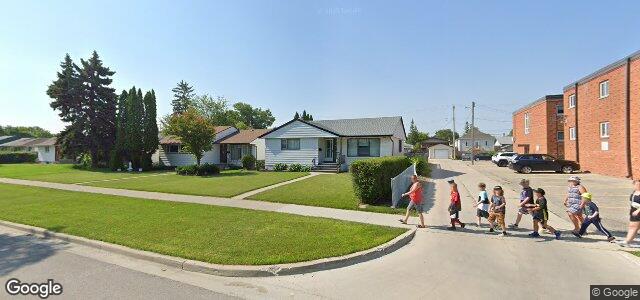 402 Neil Avenue（加拿大曼尼托巴省温尼伯市）房屋照片