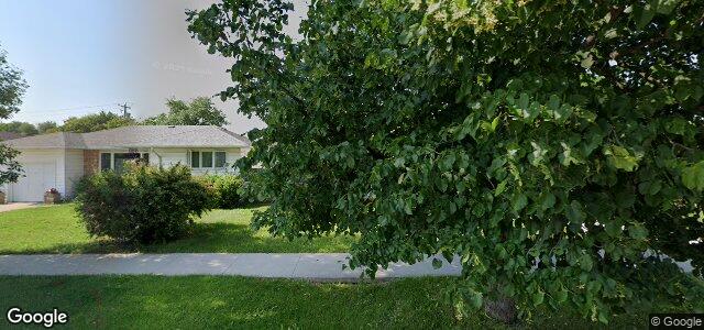 Larawan ng 404 Chelsea Avenue sa Winnipeg, Manitoba