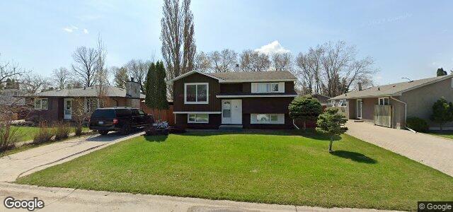 Larawan ng 32 Fallbrook Bay sa Winnipeg, Manitoba