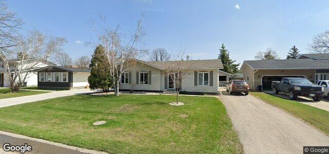 Photo of 39 Royal Salinger Road in Winnipeg, Manitoba