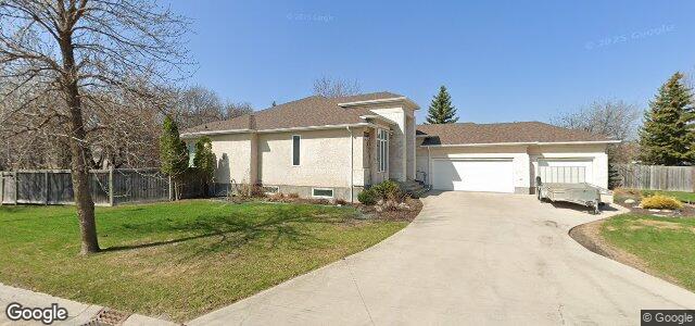 Larawan ng 64 Southbridge Drive sa Winnipeg, Manitoba