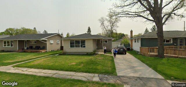 30 Bronstone Boulevard（加拿大曼尼托巴省温尼伯市）房屋照片