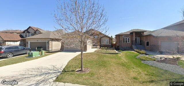 33 Mardena Crescent（加拿大曼尼托巴省温尼伯市）房屋照片