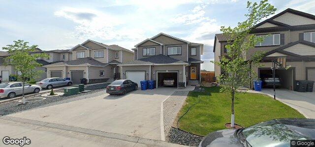 Photo of 327 Castlebury Meadows Drive in Winnipeg, Manitoba