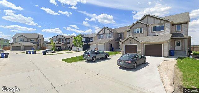 Photo of 411 Castlebury Meadows Drive in Winnipeg, Manitoba