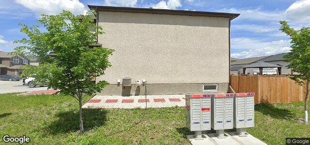 416 Castlebury Meadows Drive（加拿大曼尼托巴省温尼伯市）房屋照片