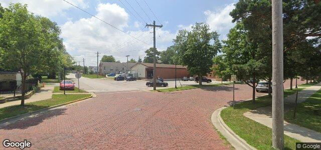 Photo of 168 Oak Street in Winnipeg, Manitoba