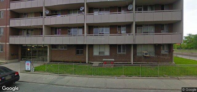 Photo of 230 Oak Street in Winnipeg, Manitoba