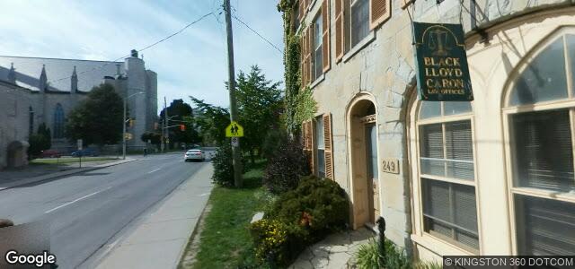 Larawan ng 247 Brock Street sa Winnipeg, Manitoba