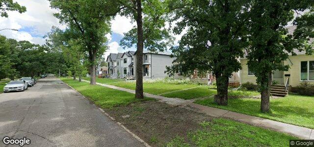 Photo of 256 Lindsay Street in Winnipeg, Manitoba