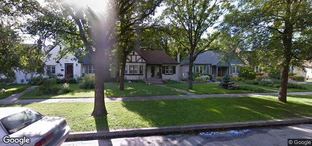 327 Borebank Street（加拿大曼尼托巴省温尼伯市）房屋照片