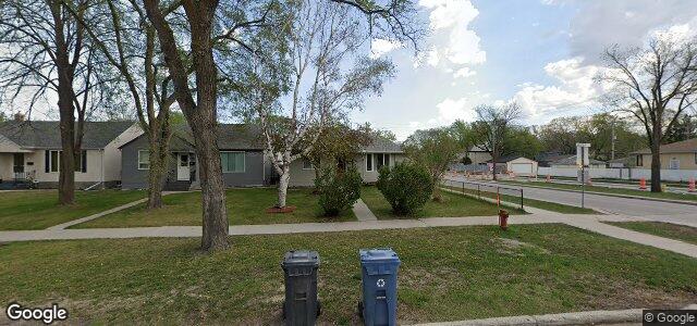 Larawan ng 506 Waverley Street sa Winnipeg, Manitoba