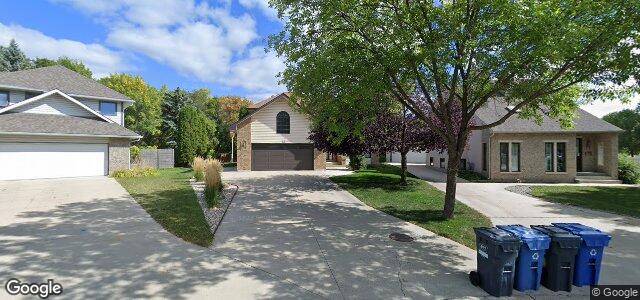 23 Cercle Moliere（加拿大曼尼托巴省温尼伯市）房屋照片