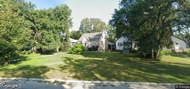 207 Enfield Crescent（加拿大曼尼托巴省温尼伯市）房屋照片