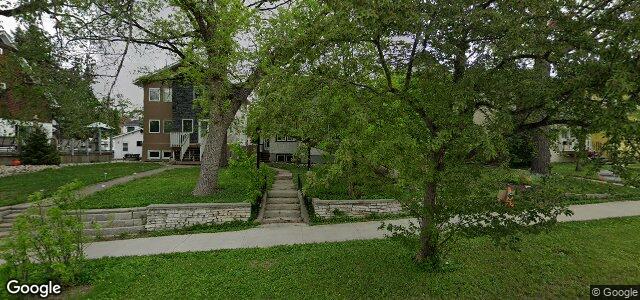 212 Braemar Avenue（加拿大曼尼托巴省温尼伯市）房屋照片