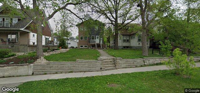 214 Braemar Avenue（加拿大曼尼托巴省温尼伯市）房屋照片