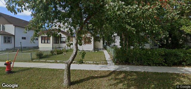 Photo of 377 Eugenie Street in Winnipeg, Manitoba