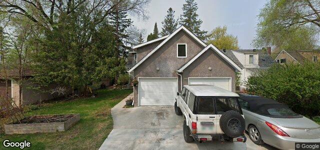 Photo of 10 Larchwood Place in Winnipeg, Manitoba