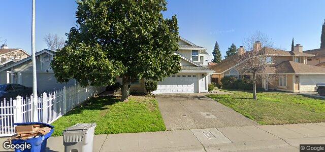 138 Pinedale Avenue（加拿大曼尼托巴省温尼伯市）房屋照片