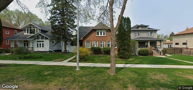 141 Tache Avenue（加拿大曼尼托巴省温尼伯市）房屋照片