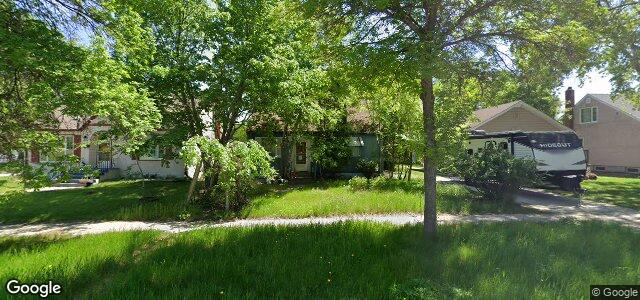 210 Birchdale Avenue（加拿大曼尼托巴省温尼伯市）房屋照片