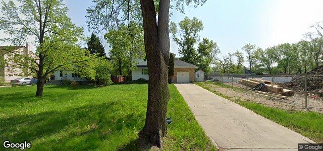 135 Chataway Boulevard（加拿大曼尼托巴省温尼伯市）房屋照片