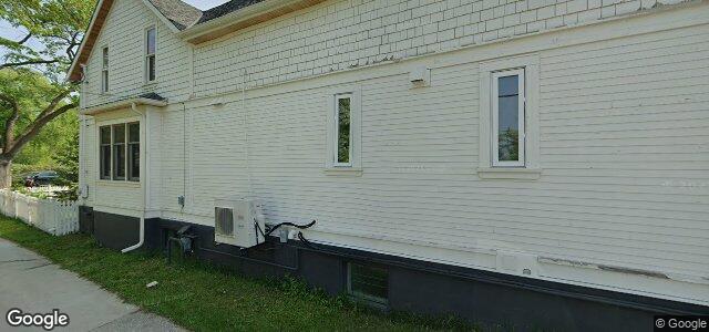 694 Academy Road（加拿大曼尼托巴省温尼伯市）房屋照片