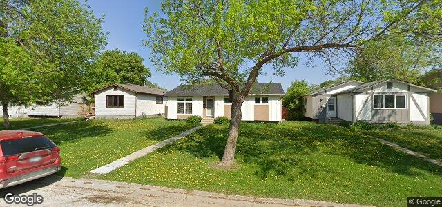 111 Dorge Drive（加拿大曼尼托巴省温尼伯市）房屋照片