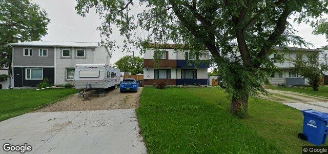 153 Villeneuve Boulevard（加拿大曼尼托巴省温尼伯市）房屋照片