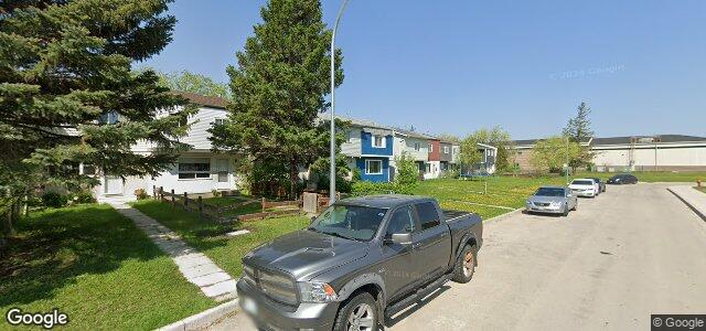 241 Houde Drive（加拿大曼尼托巴省温尼伯市）房屋照片