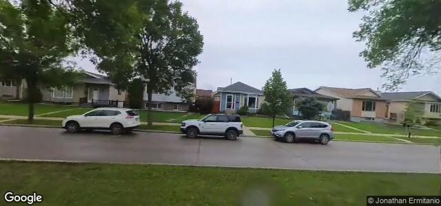 1305 Devonshire Drive W（加拿大曼尼托巴省温尼伯市）房屋照片