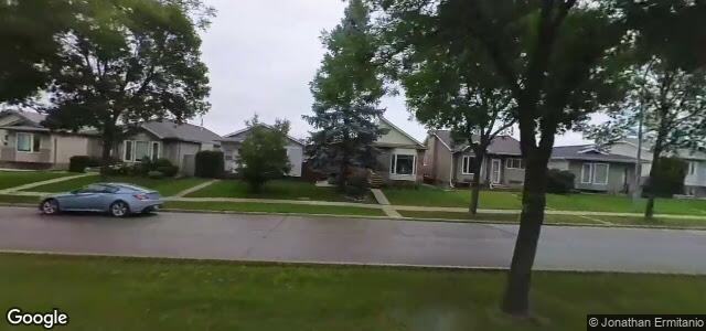 1333 Devonshire Drive W（加拿大曼尼托巴省温尼伯市）房屋照片