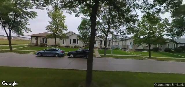 1361 Devonshire Drive W（加拿大曼尼托巴省温尼伯市）房屋照片