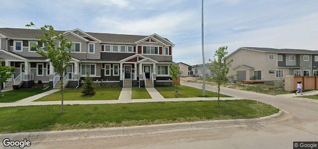 Photo of 618 Transcona Boulevard in Winnipeg, Manitoba