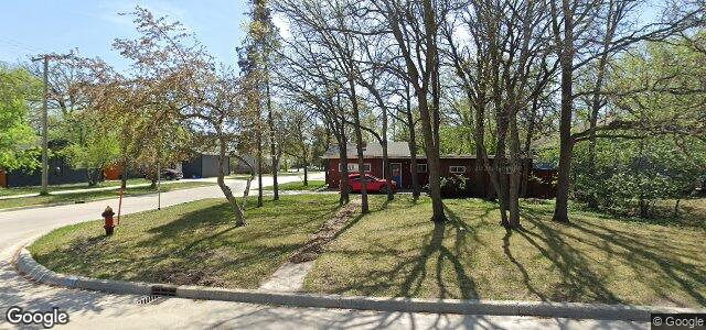 700 Riverwood Avenue（加拿大曼尼托巴省温尼伯市）房屋照片