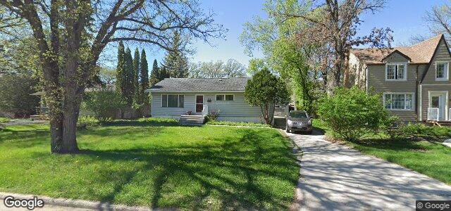 911 Oakenwald Avenue（加拿大曼尼托巴省温尼伯市）房屋照片