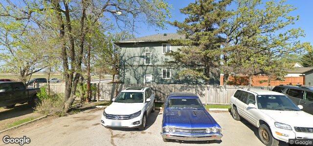 Photo of 928 Jubilee Avenue in Winnipeg, Manitoba