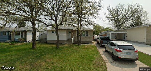 10 Wakefield Bay（加拿大曼尼托巴省温尼伯市）房屋照片