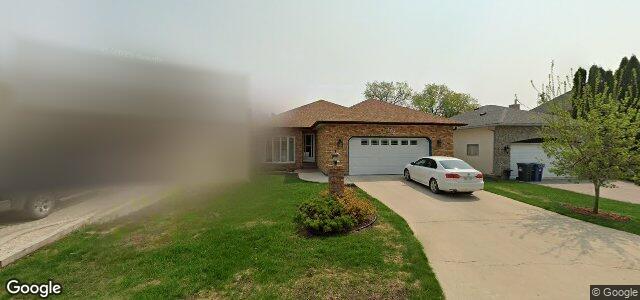 102 Bethune Way（加拿大曼尼托巴省温尼伯市）房屋照片