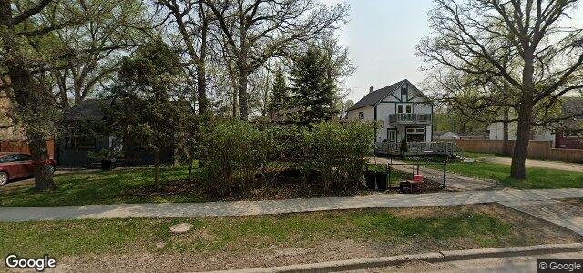 102 St Vital Road（加拿大曼尼托巴省温尼伯市）房屋照片